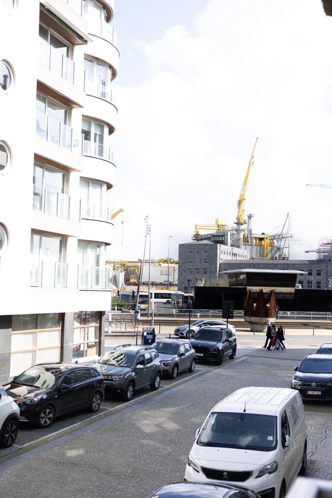Centre Bayview + Free Parking Apartment Ostend